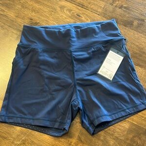 NWT Barbell Stayput Shorts